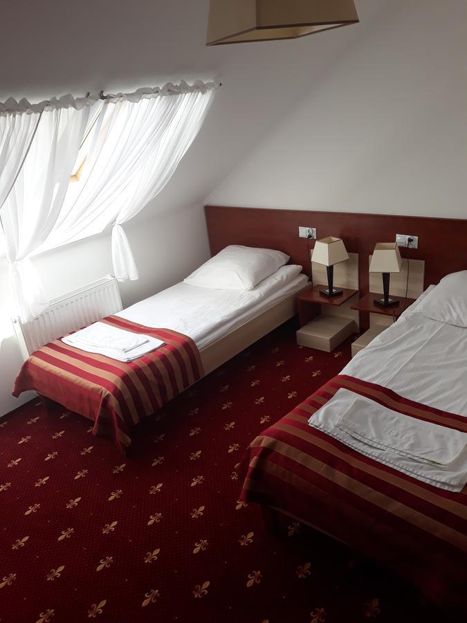 Hotel Platinum Hrubieszow Ngoại thất bức ảnh