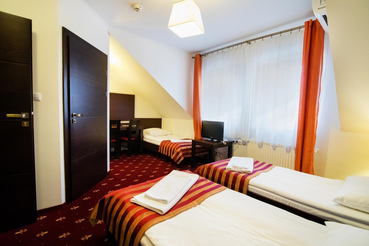 Hotel Platinum Hrubieszow Ngoại thất bức ảnh
